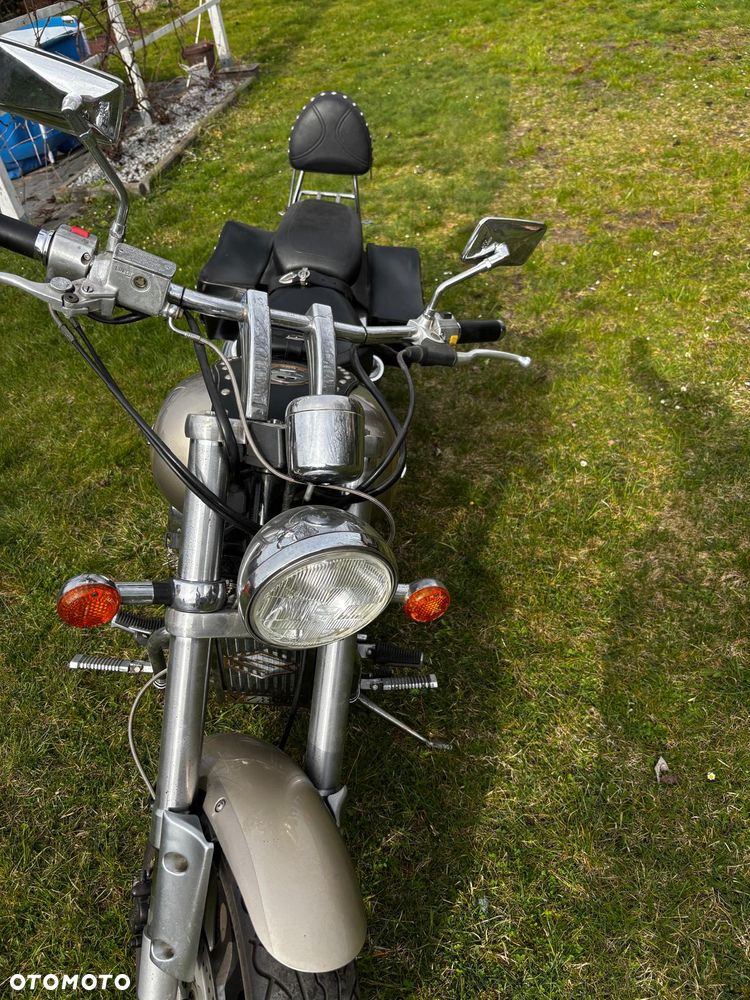 Suzuki Marauder - 6
