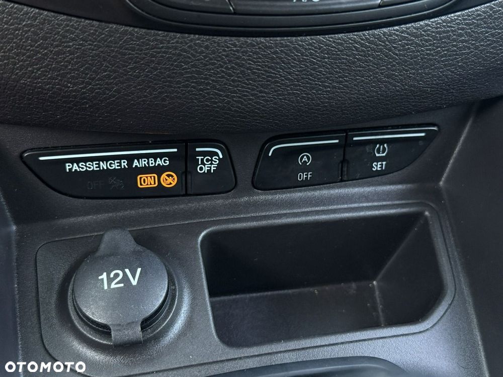 Ford Tourneo Courier - 23