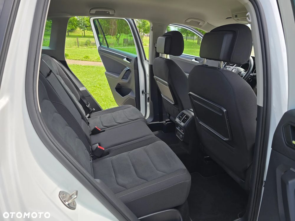 Volkswagen Tiguan 2.0 TDI SCR R-Line - 36