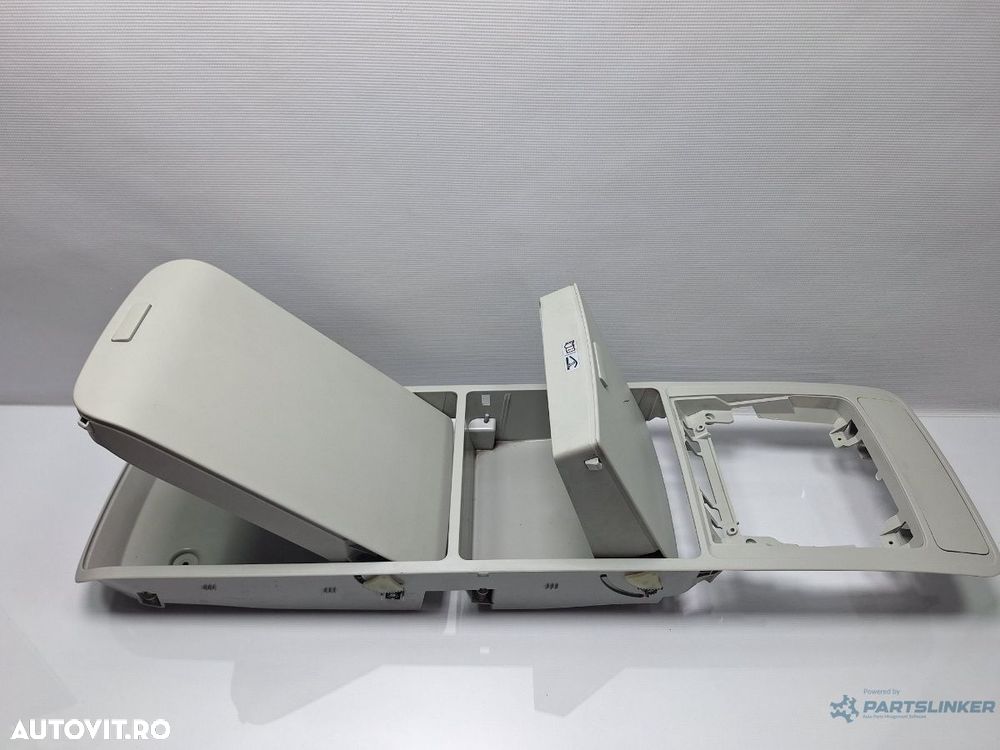 Buzunare plafon VOLKSWAGEN TOURAN 1T3 2010 - 2015 TDI CFHC 1T0868403 - 2