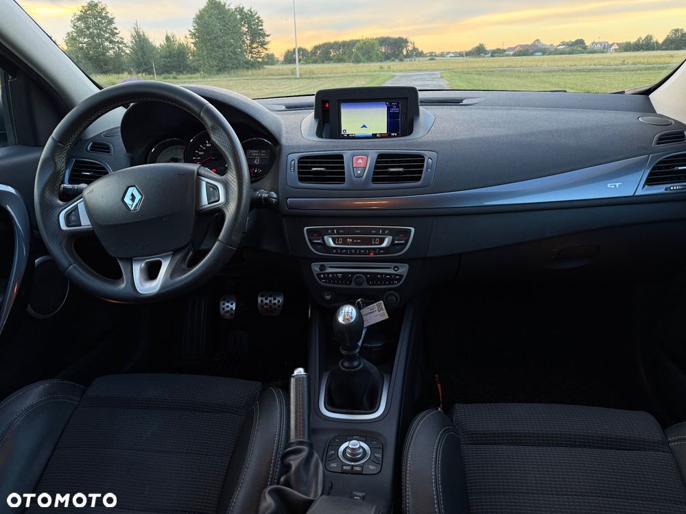Renault Megane TCe 180 GT - 7