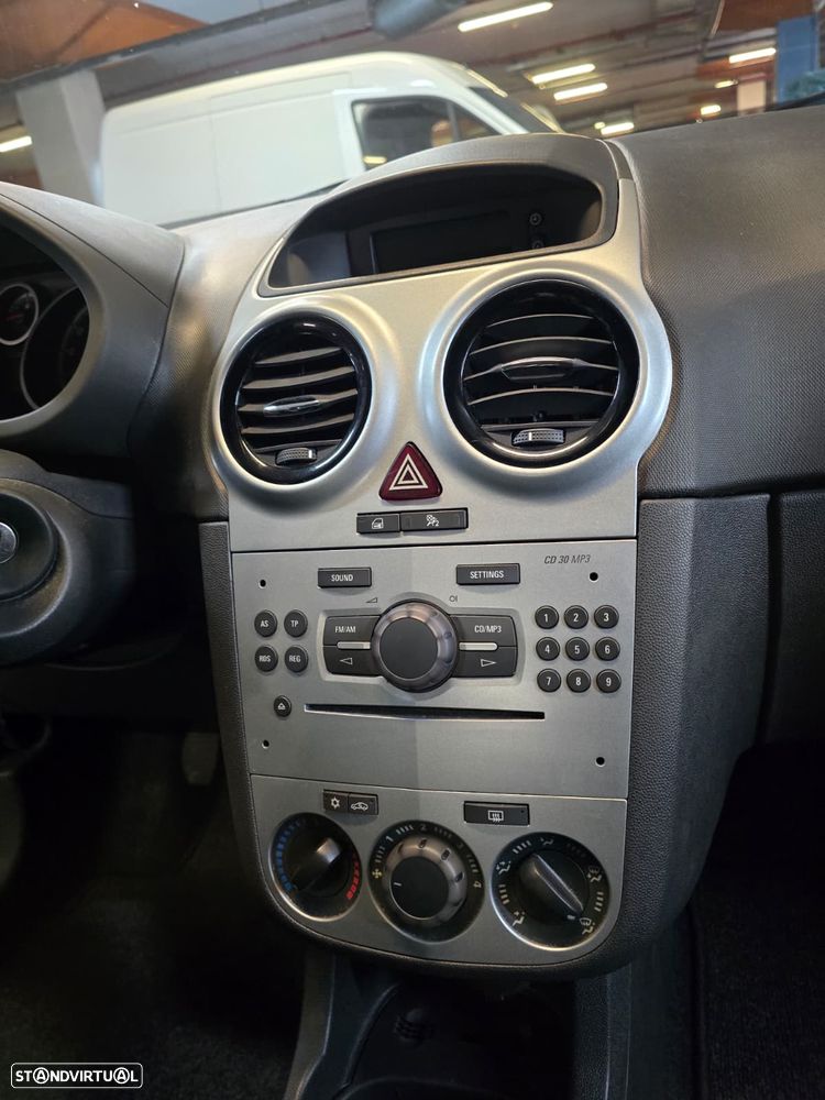 Opel Corsa - 7