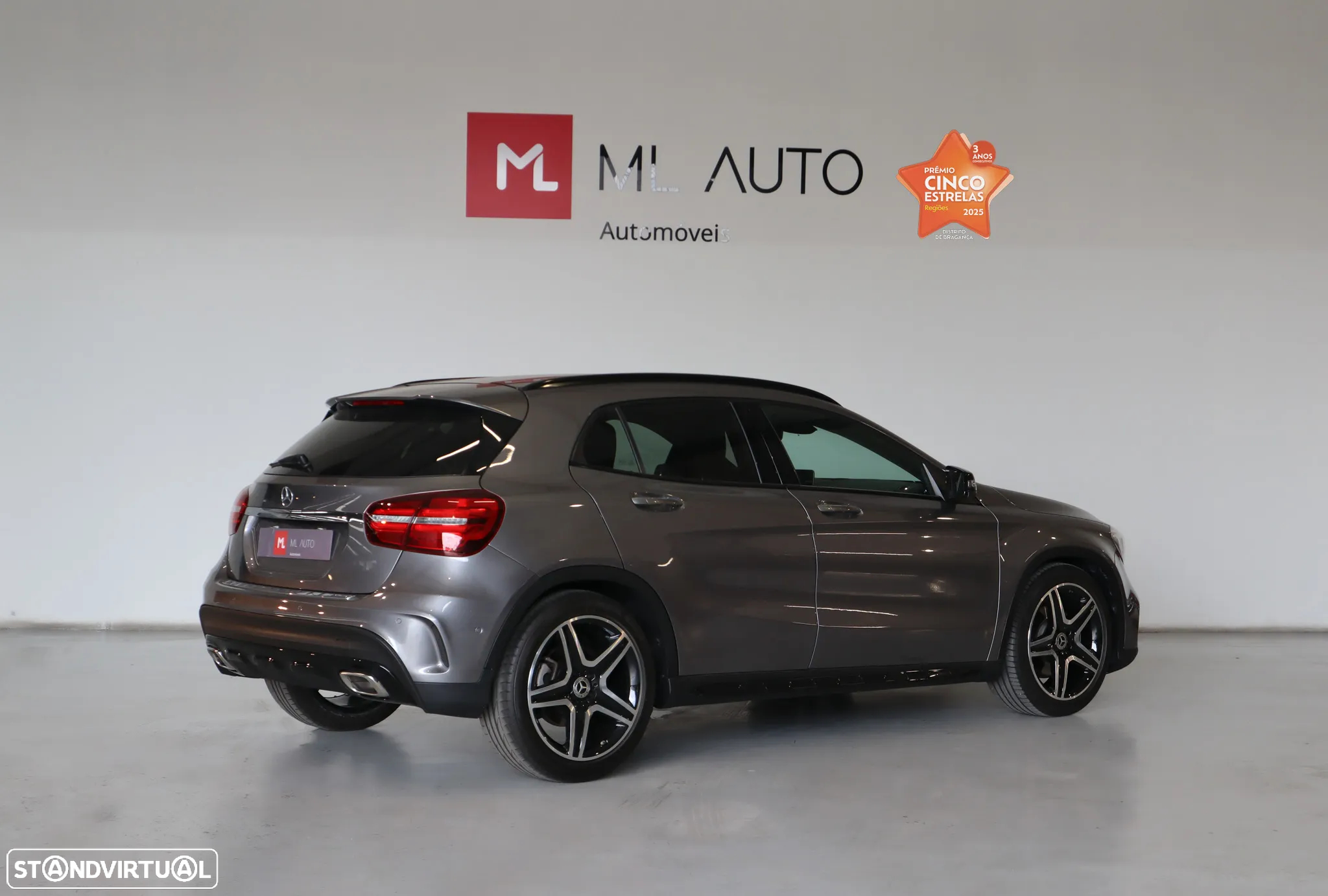 Mercedes-Benz GLA 220 CDi AMG Line - 2