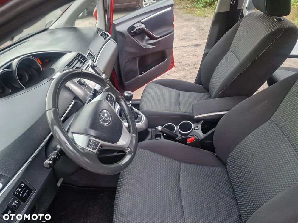 Toyota Verso - 17