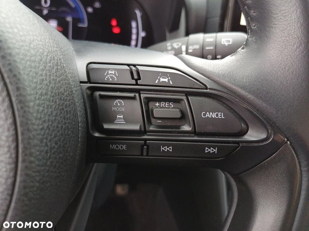 Toyota Yaris Cross Hybrid 1.5 Style - 17