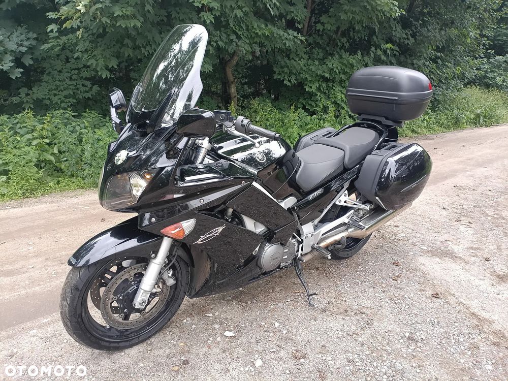 Yamaha FJR - 9
