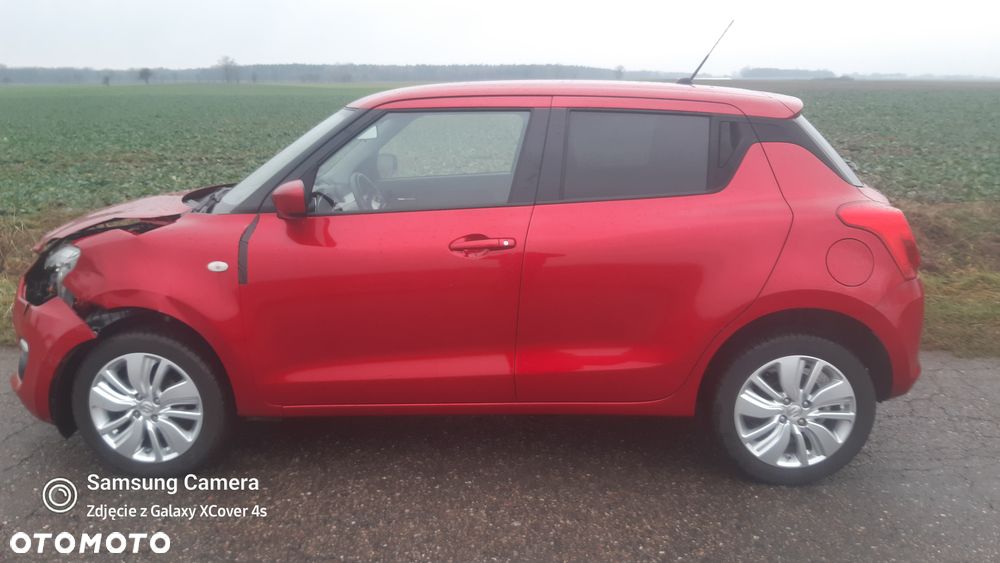 Suzuki Swift 1.2 Dualjet Allgrip Comfort - 5