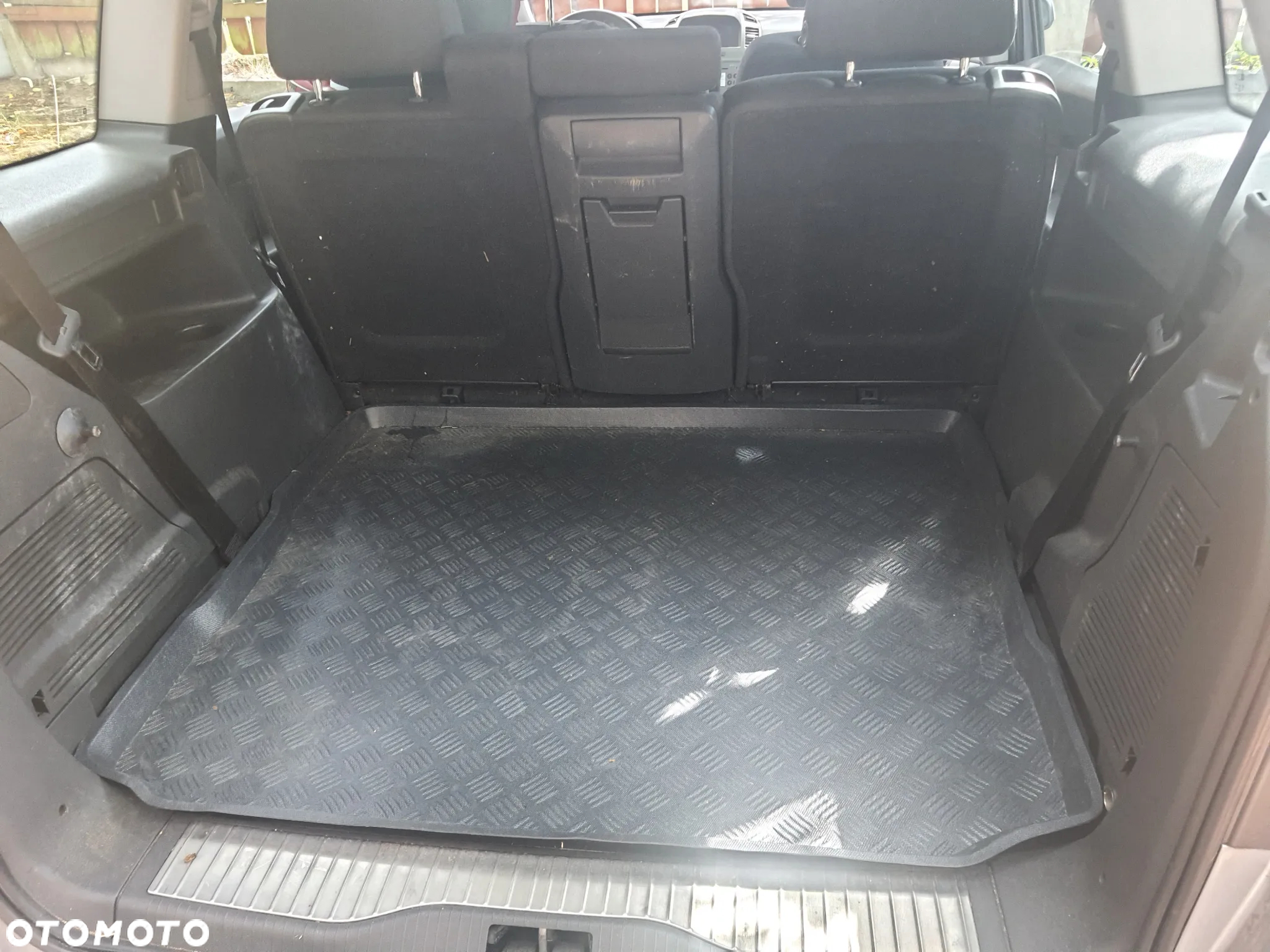 Opel Zafira 1.6 - 4