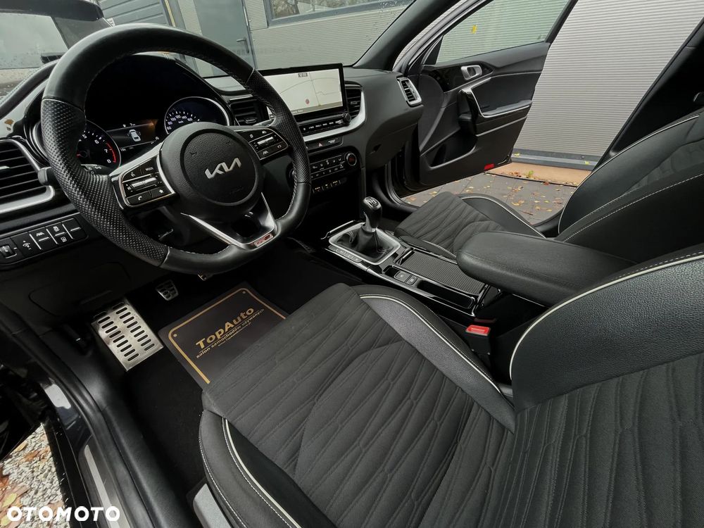 Kia ProCeed 1.5 T-GDI GT Line - 19