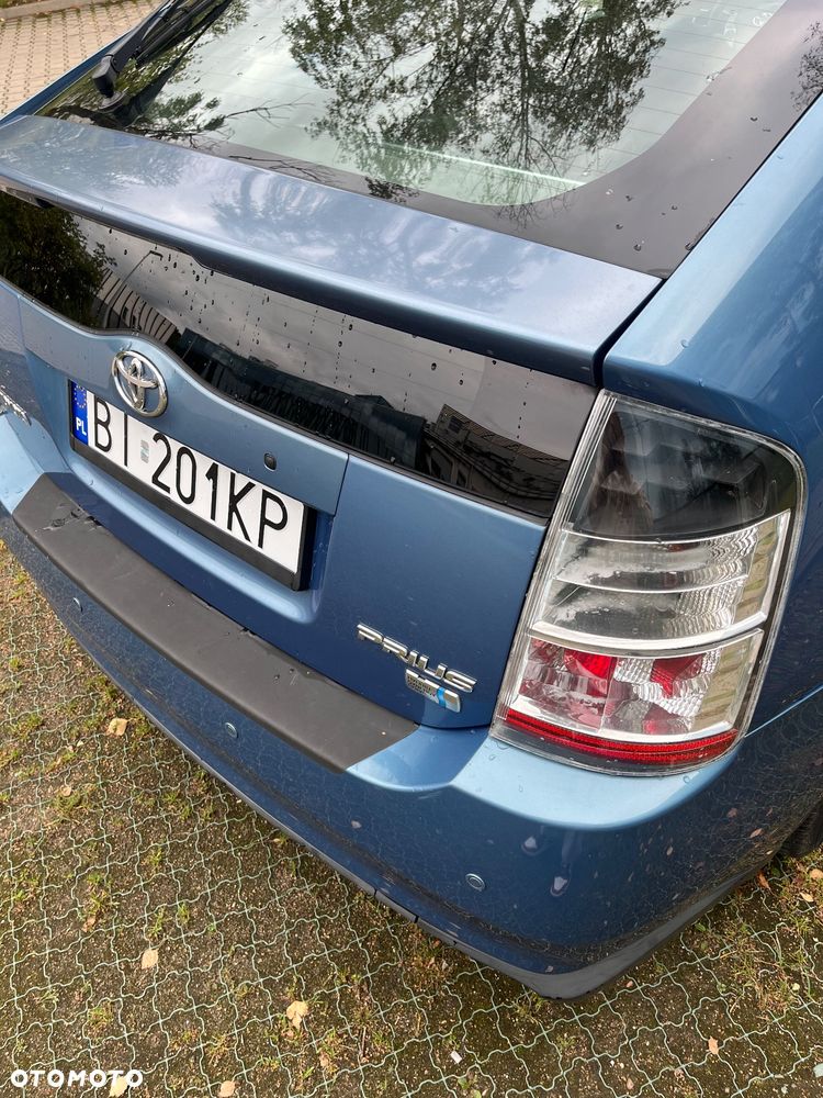 Toyota Prius 1.5 VVT-i Prestige - 11