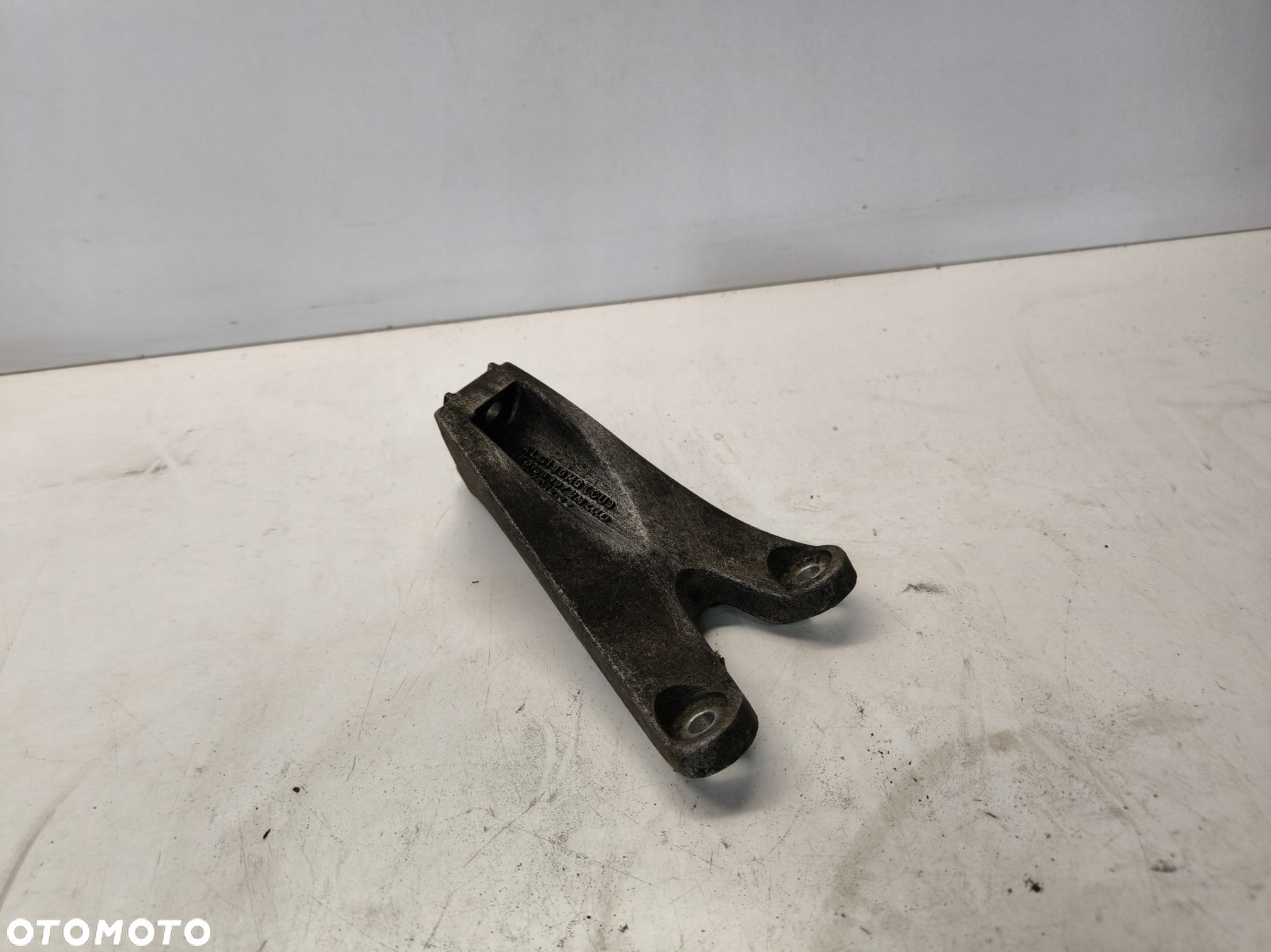 PODPORA WSPORNIK ŁAPA SILNIKA AUDI A8 D3 4E0199307BM ORYGINAŁ ! - 1