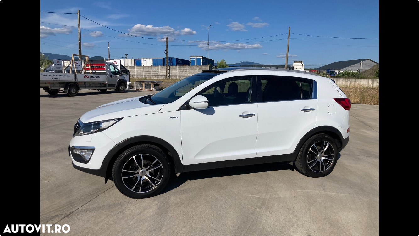 Kia Sportage 2,0 CRDI AWD GT Line - 32