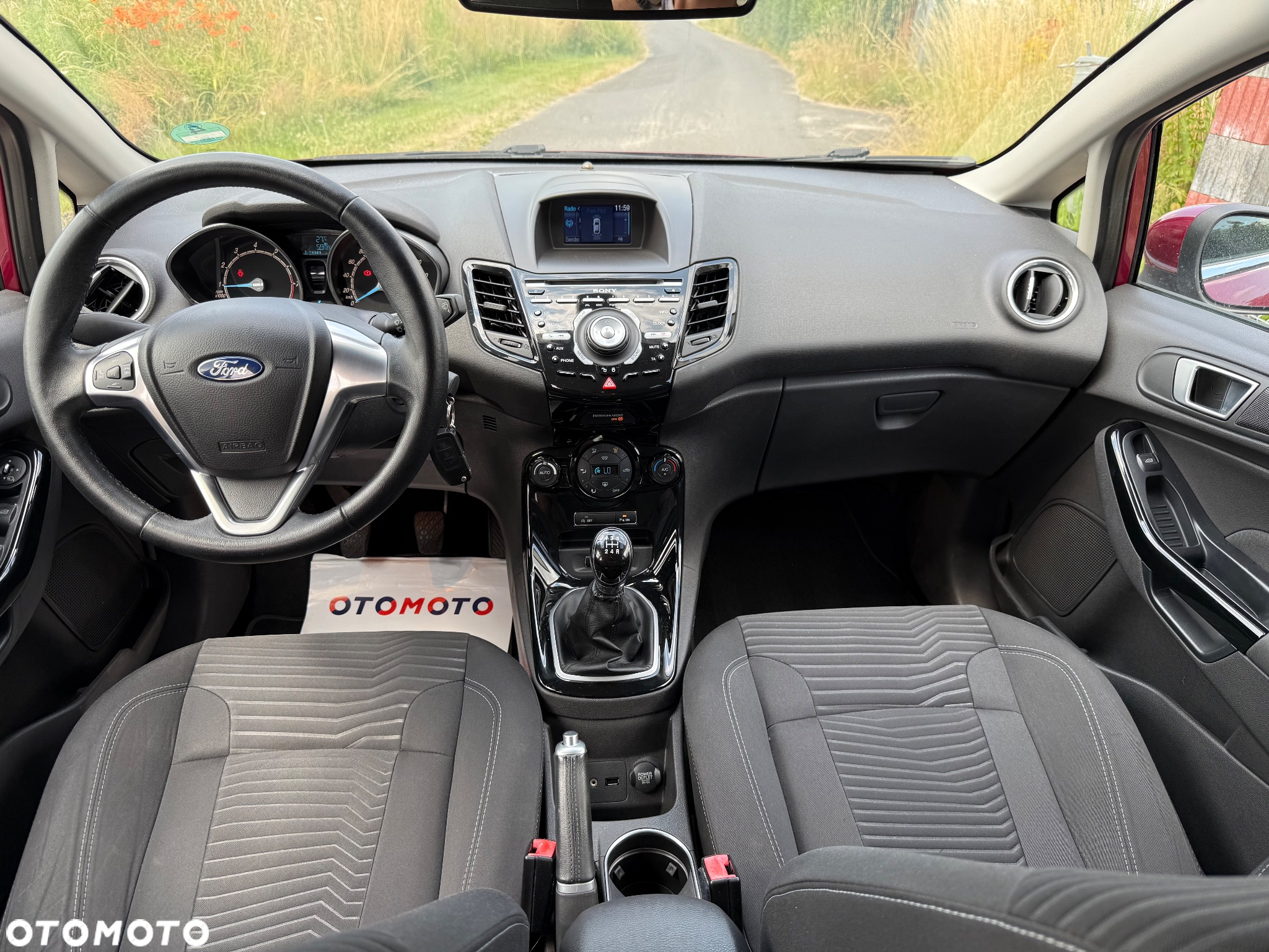 Ford Fiesta 1.0 EcoBoost S&S TITANIUM - 13