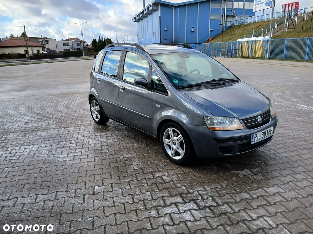 Fiat Idea - 2