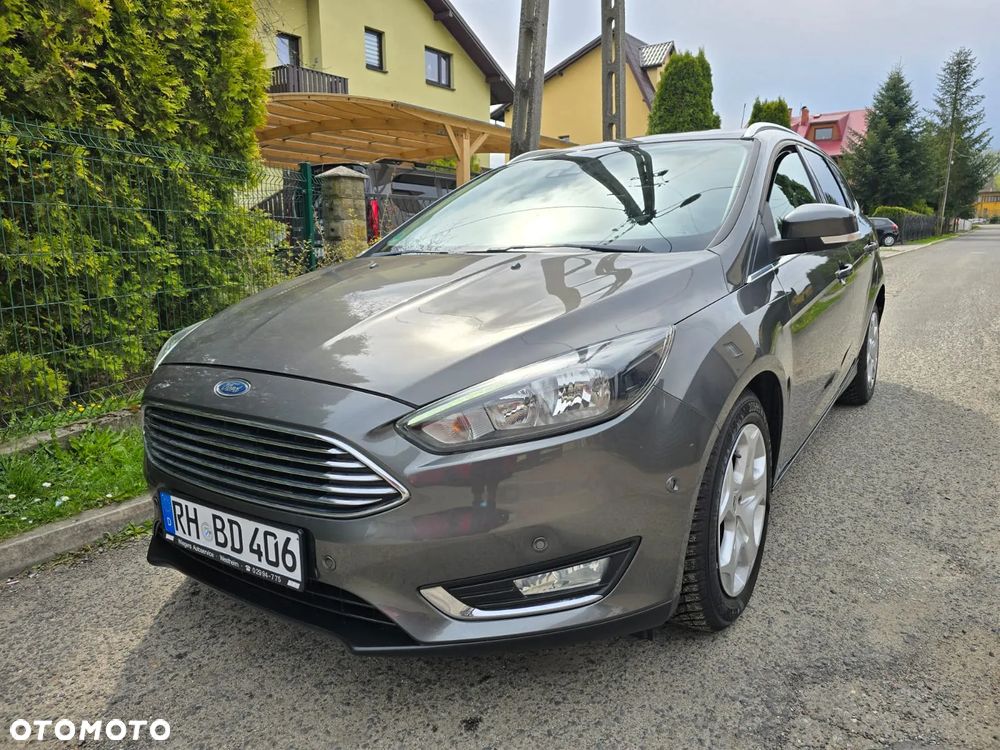 Ford Focus 1.0 EcoBoost Titanium - 3