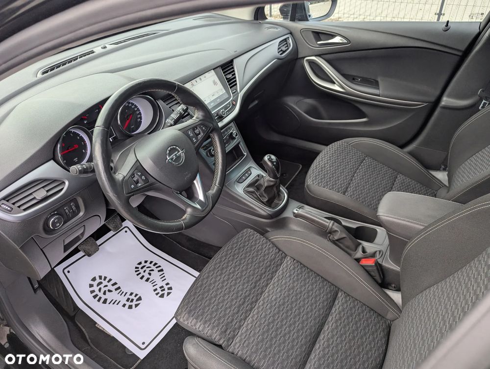 Opel Astra 1.4 Turbo Start/Stop 120 Jahre - 18