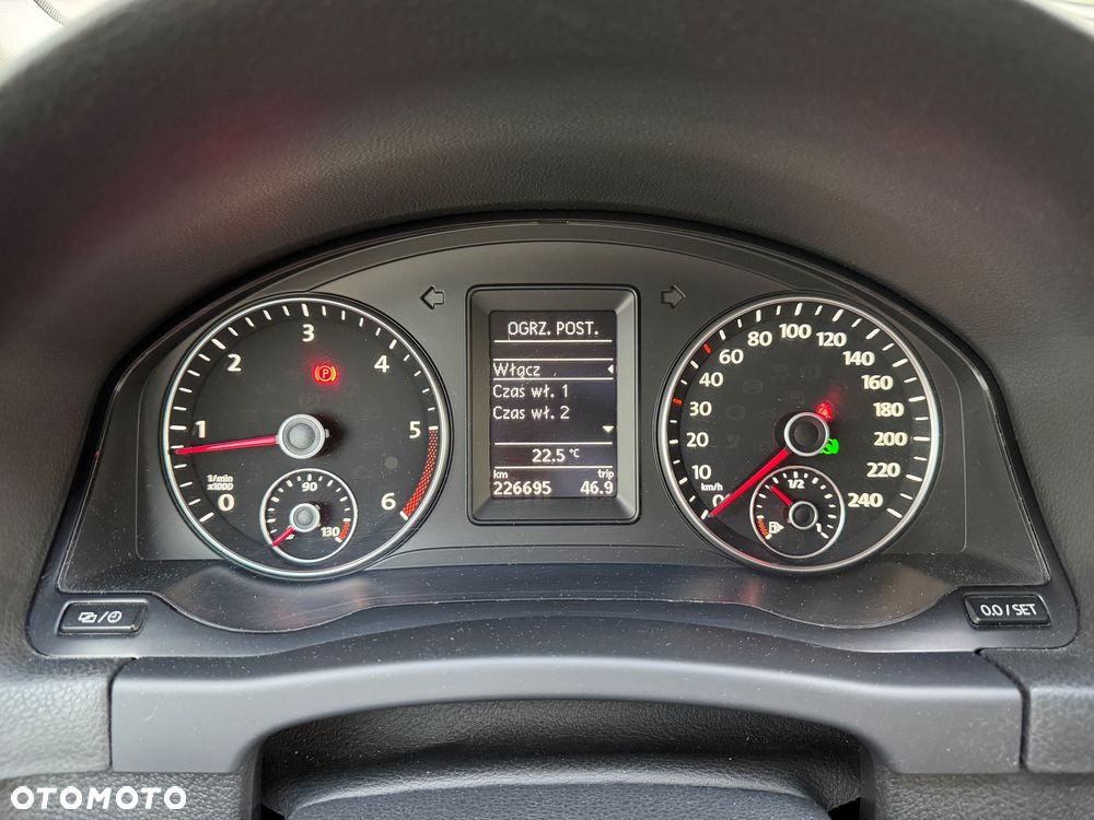 Volkswagen Golf Plus 1.6 TDI DPF DSG Life - 23