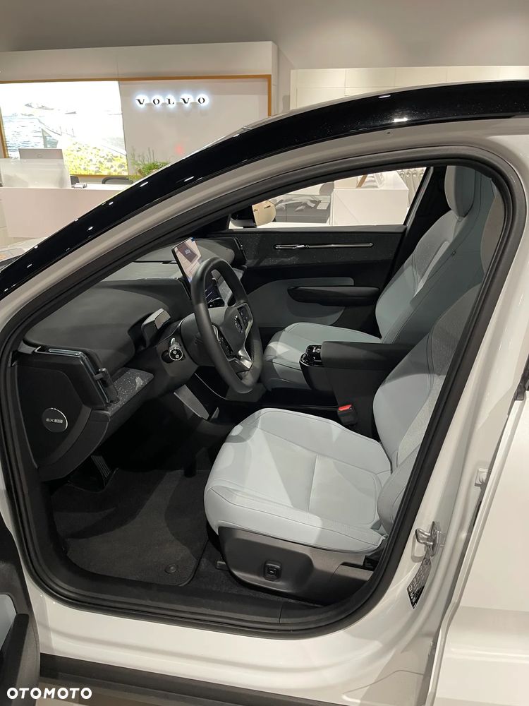 Volvo EX30 69kWh Single Motor Long Range Ultra - 14