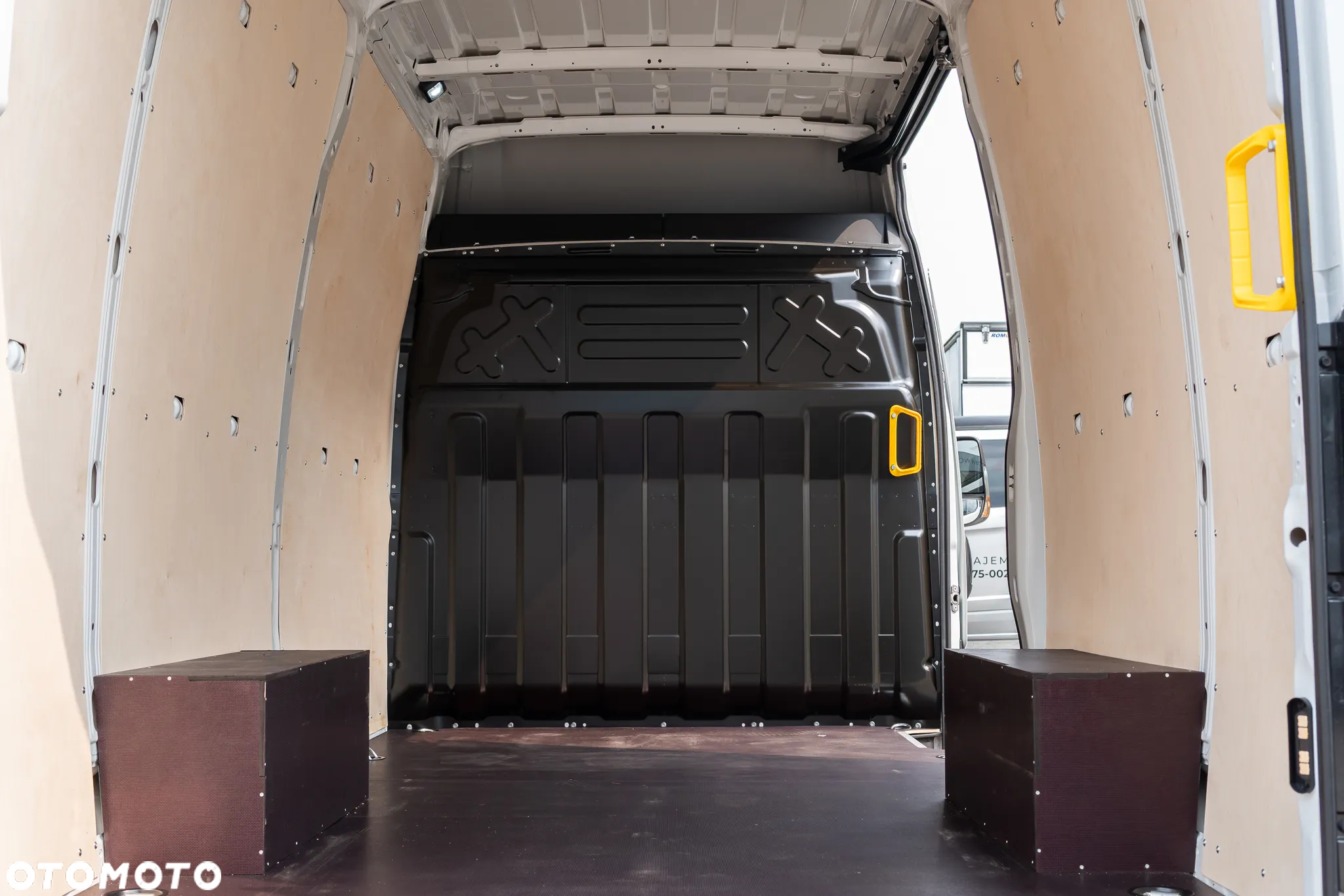 Iveco Daily 35S18H V - 23