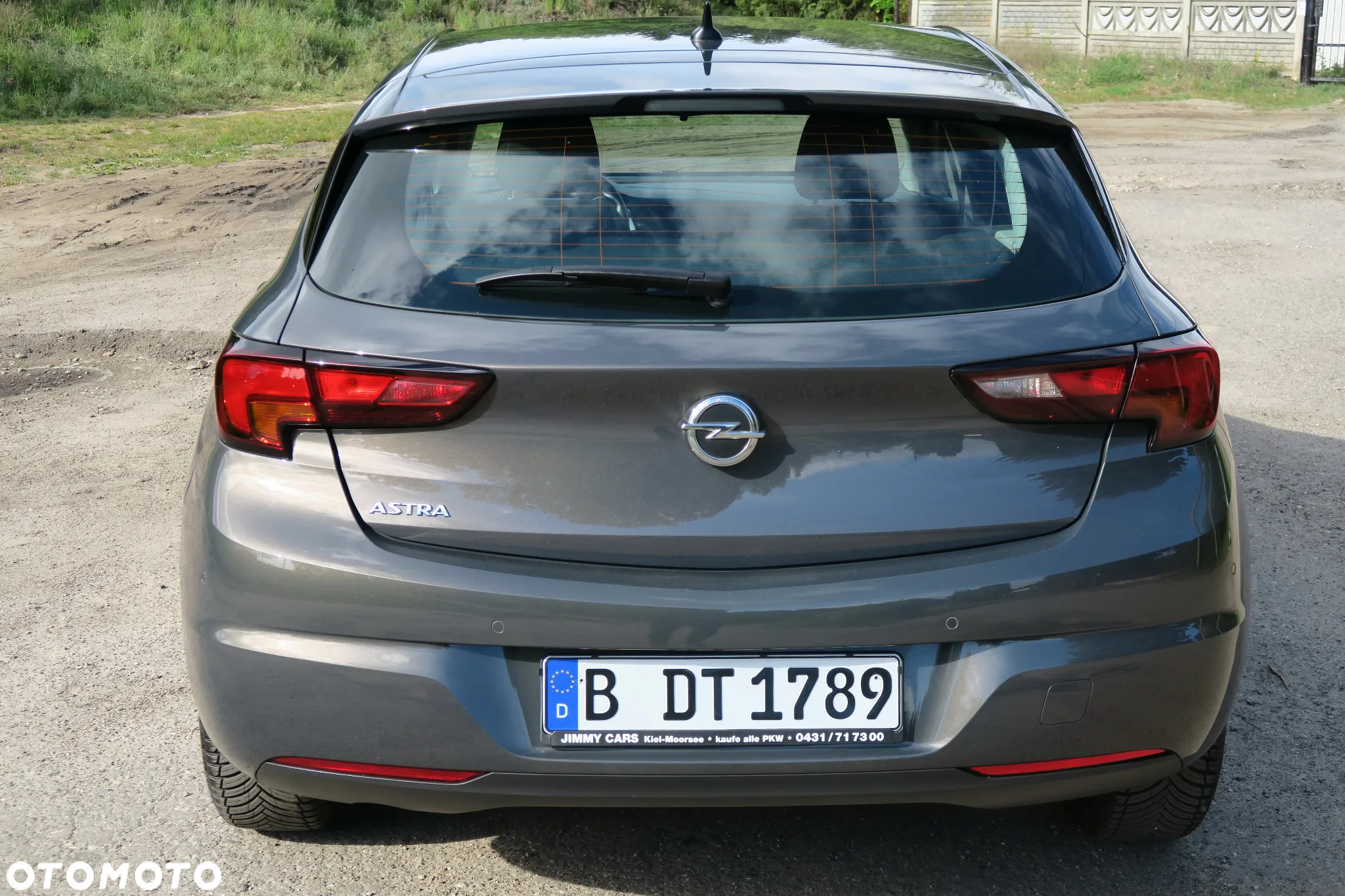 Opel Astra 1.6 D (CDTI) Edition - 11