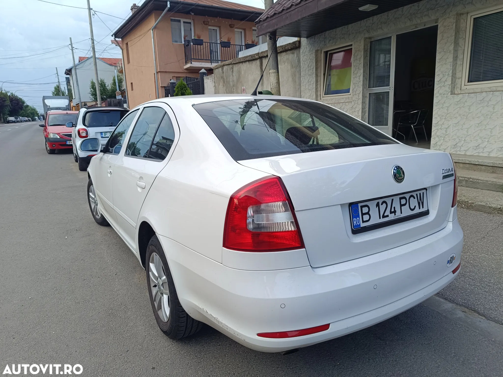 Skoda Octavia 1.6 TDI DPF Elegance Green tec - 4