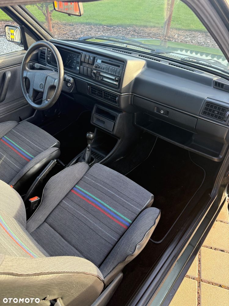Volkswagen Golf - 9