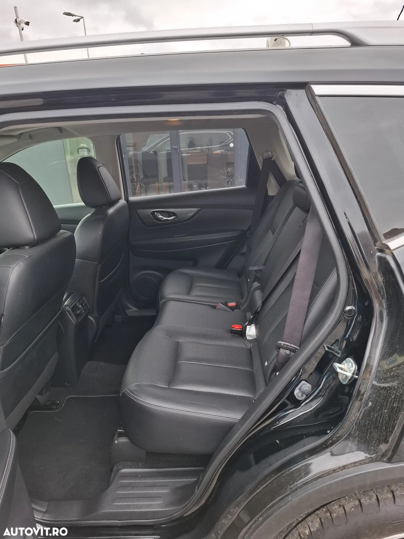 Nissan X-Trail 1.6L dCI Start/Stop Tekna - 11