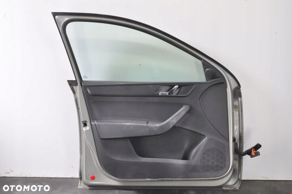 SKODA RAPID DRZWI LEWY PRZÓD LEWE PRZEDNIE KOMPLETNE KOMBI - 11