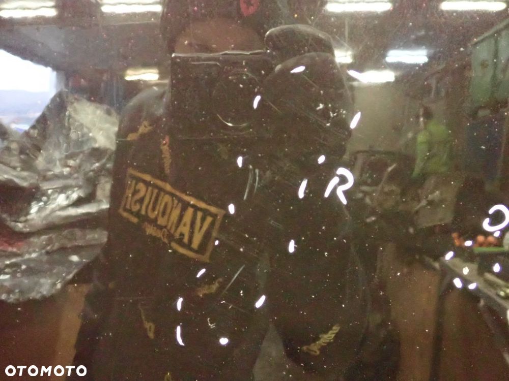 MASKA INFINITI M37X kol:  GAC - 13