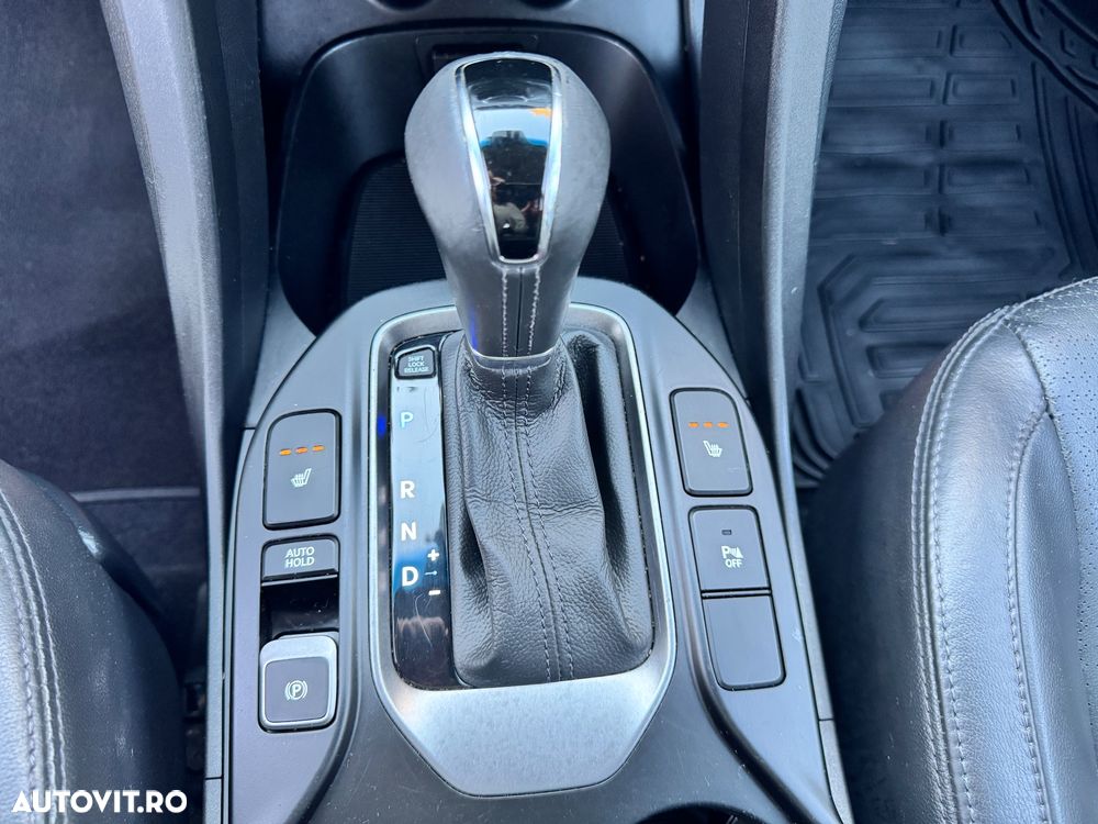 Hyundai Santa Fe 2.2 CRDi 2WD Automatik Style - 10