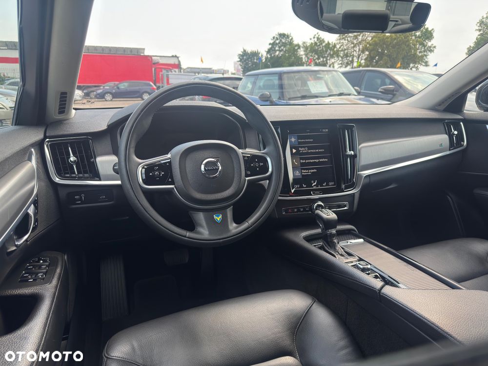 Volvo S90 D4 Geartronic Momentum Pro - 21