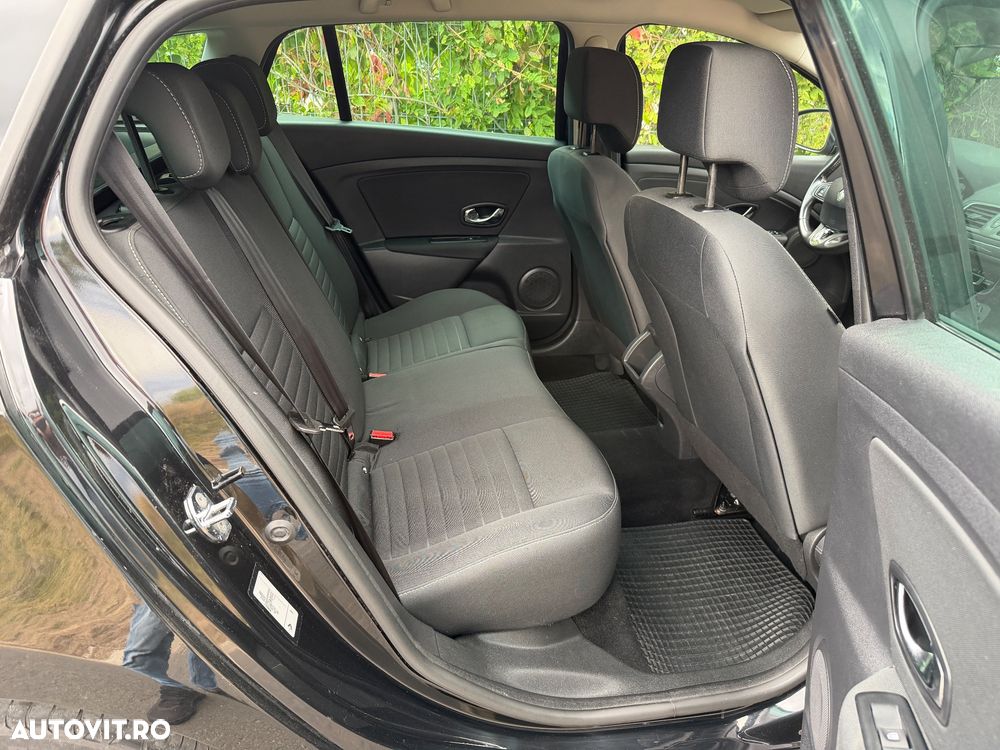 Renault Megane ENERGY dCi 110 EDC LIMITED - 10