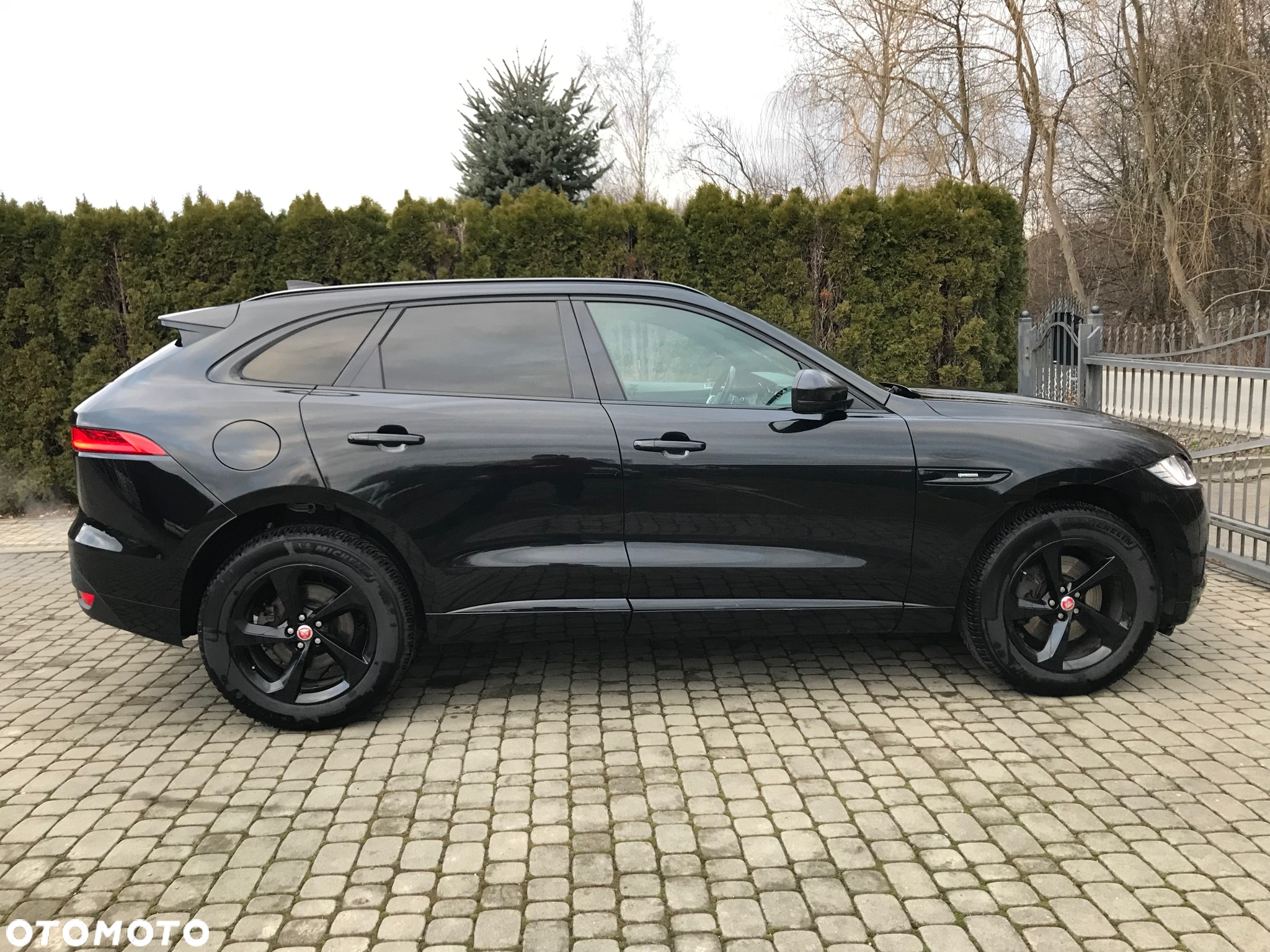 Jaguar F-Pace 3.0 TDV6 AWD R-Sport - 9