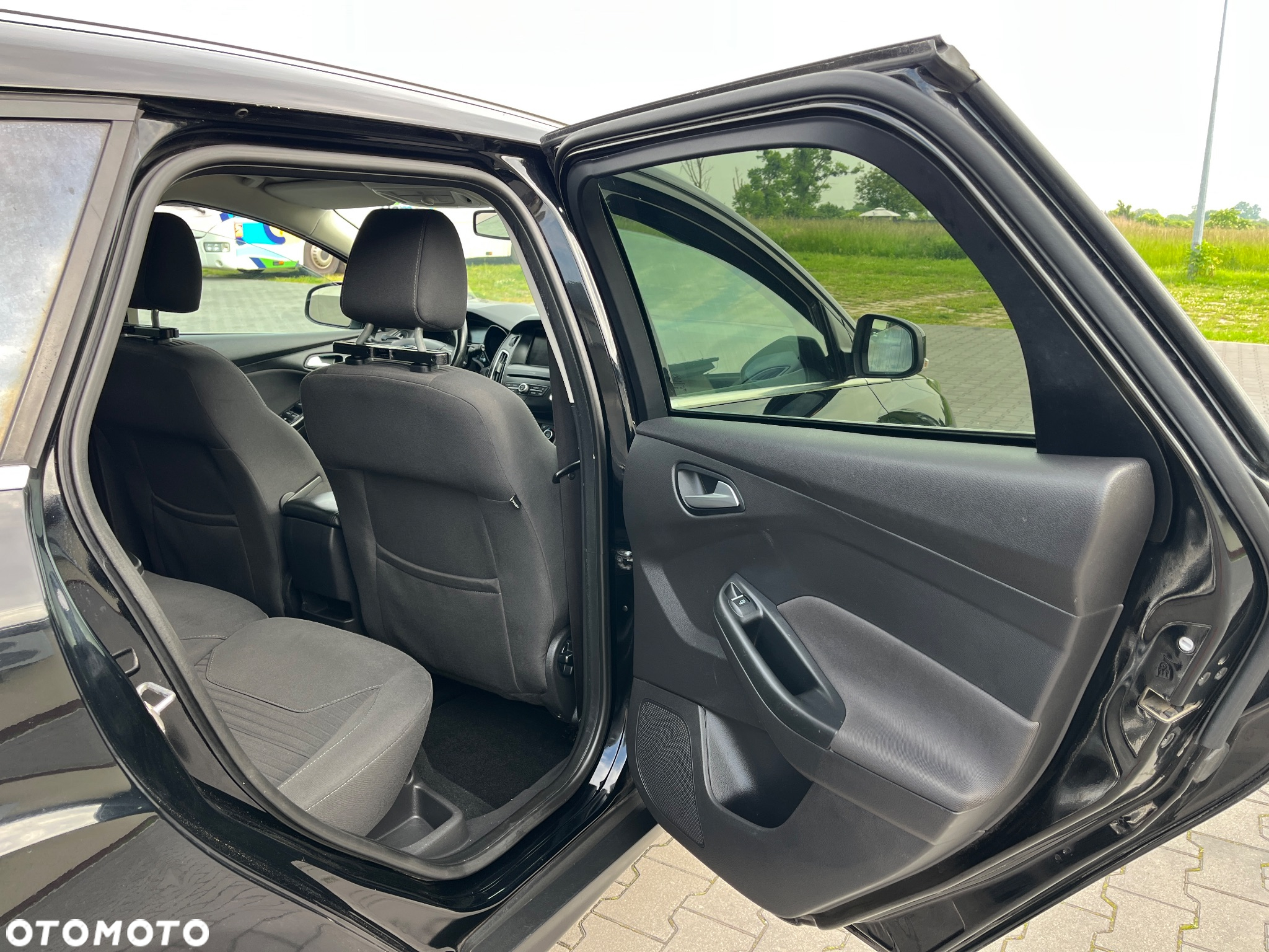 Ford Focus Turnier 1.5 EcoBlue Start-Stopp-System ACTIVE DESIGN - 18