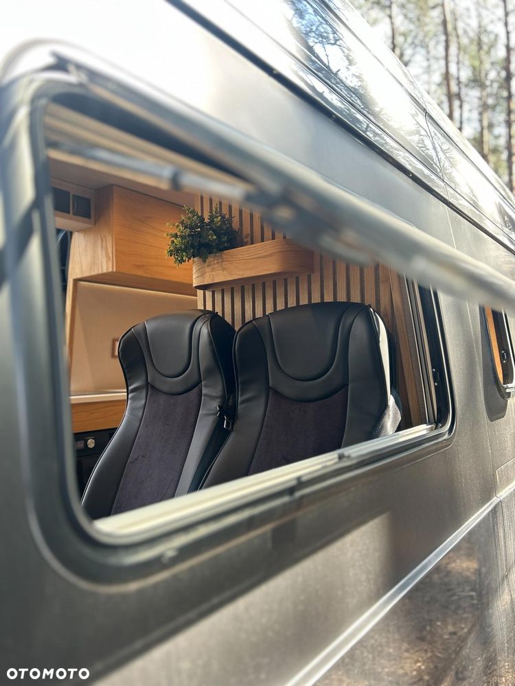 Mercedes-Benz Sprinter - 6