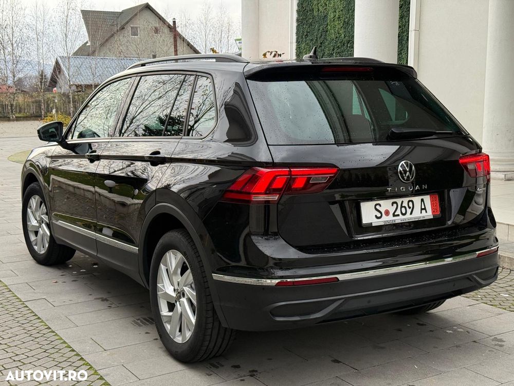 Volkswagen Tiguan - 37