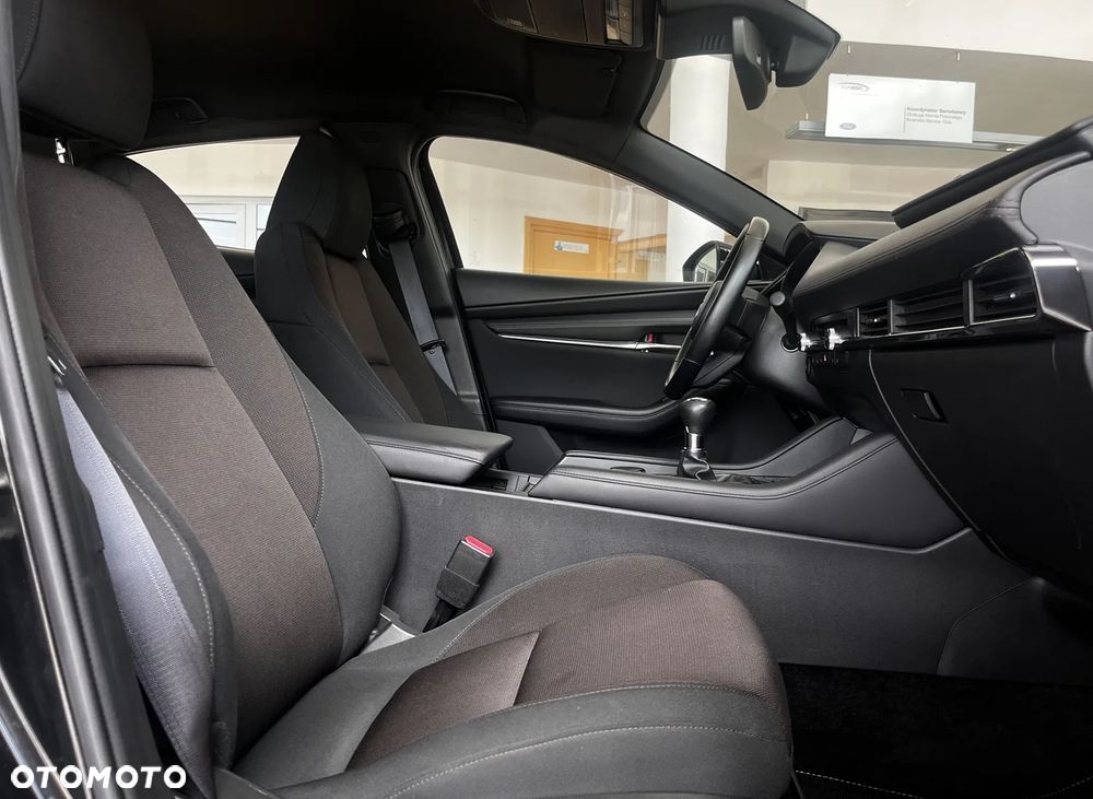 Mazda 3 e-SKYACTIV-G 2.0 M HYBRID HOMURA - 23