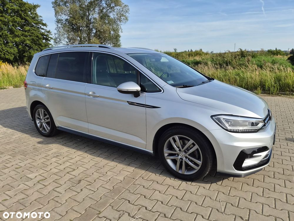 Volkswagen Touran - 10