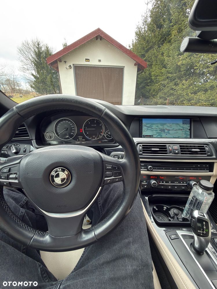 BMW Seria 5 520d - 8
