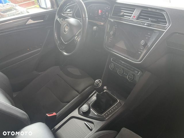 Volkswagen Tiguan 2.0 TDI BMT SCR 4Mot Comfortline - 10