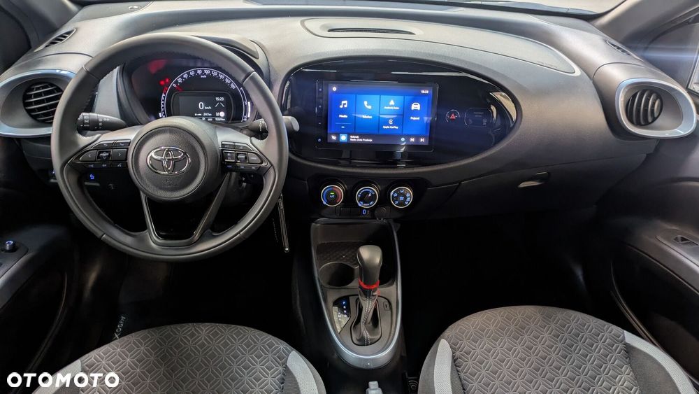 Toyota Aygo X 1.0 VVT-i Style CVT - 13