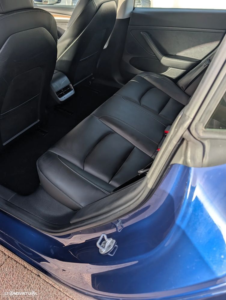 Tesla Model 3 Long Range RWD - 11