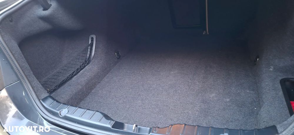 BMW Seria 5 530d xDrive AT - 14