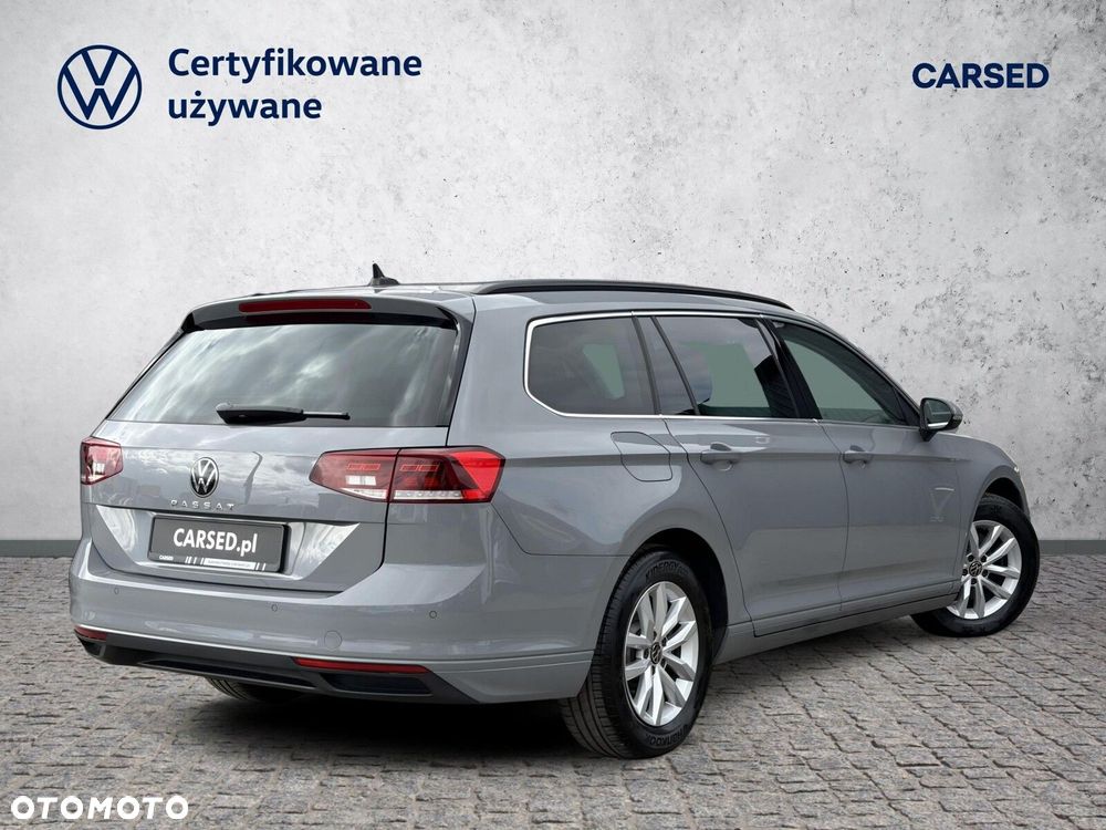 Volkswagen Passat - 6