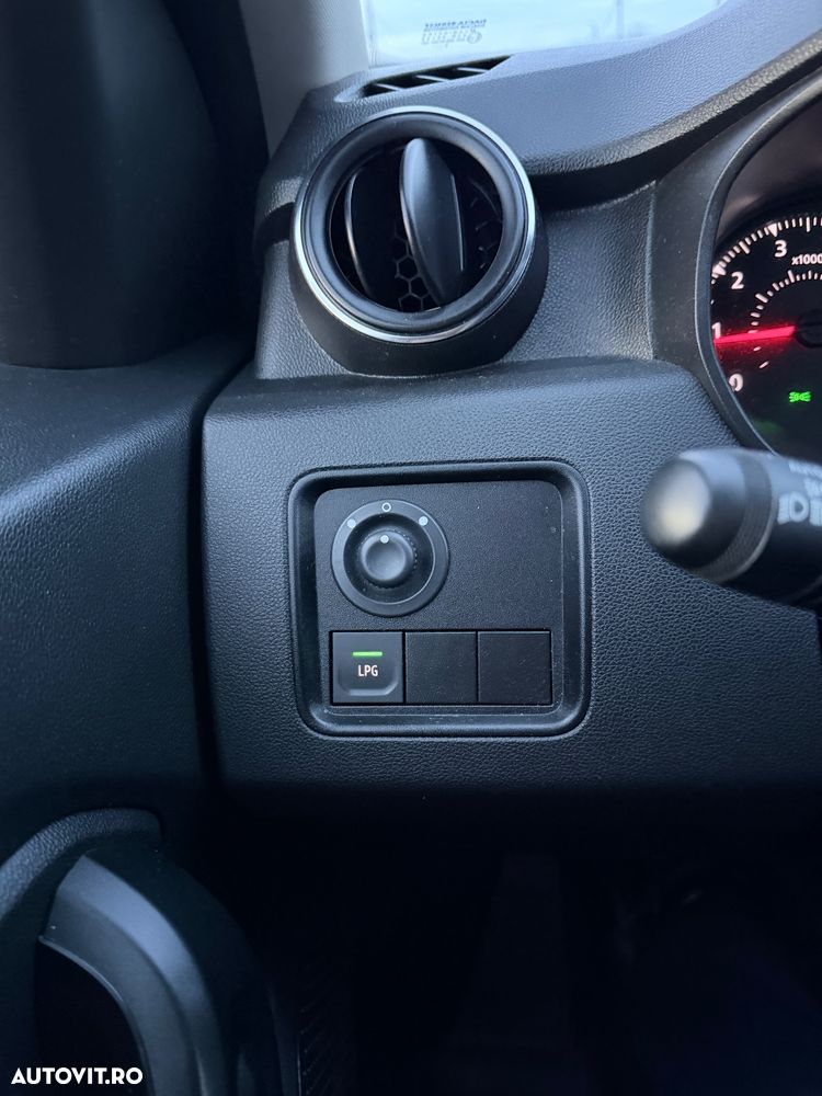 Dacia Duster ECO-G 100 SL BlueLine - 16