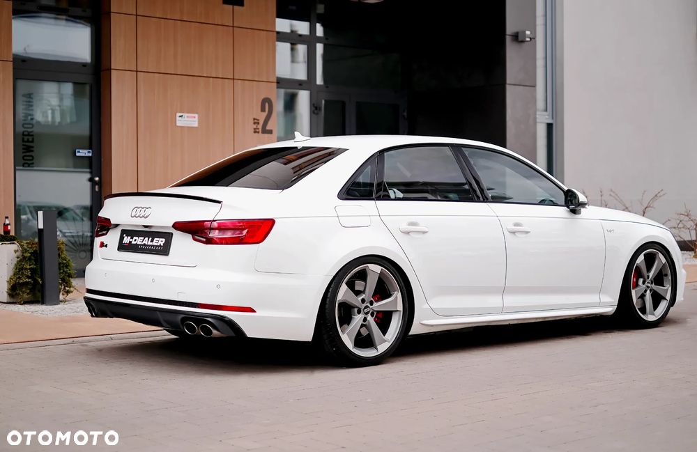 Audi S4 Limousine - 7