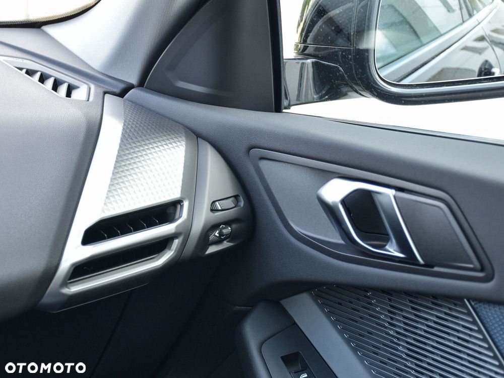 BMW Seria 2 216i - 27