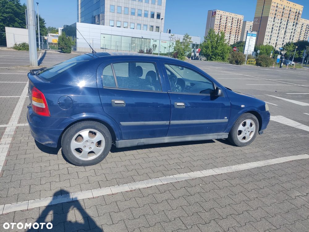 Opel Astra - 3