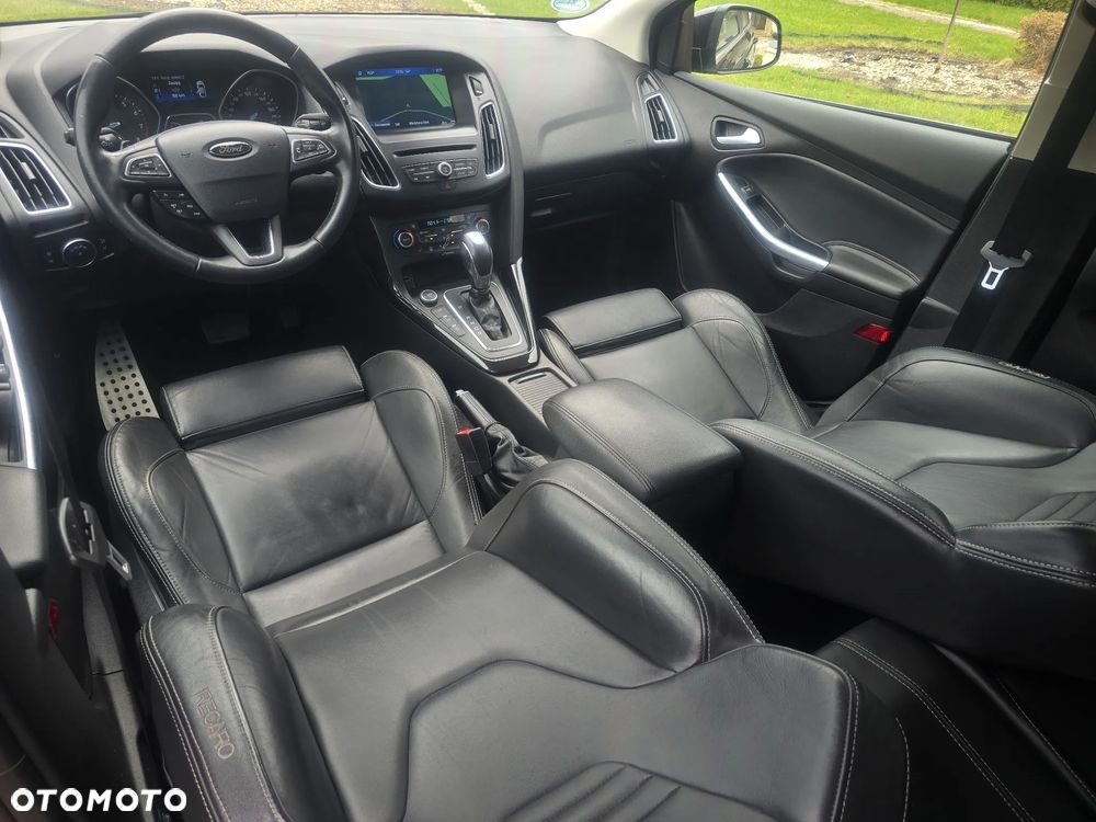 Ford Focus 1.5 EcoBoost ST-Line ASS PowerShift - 24