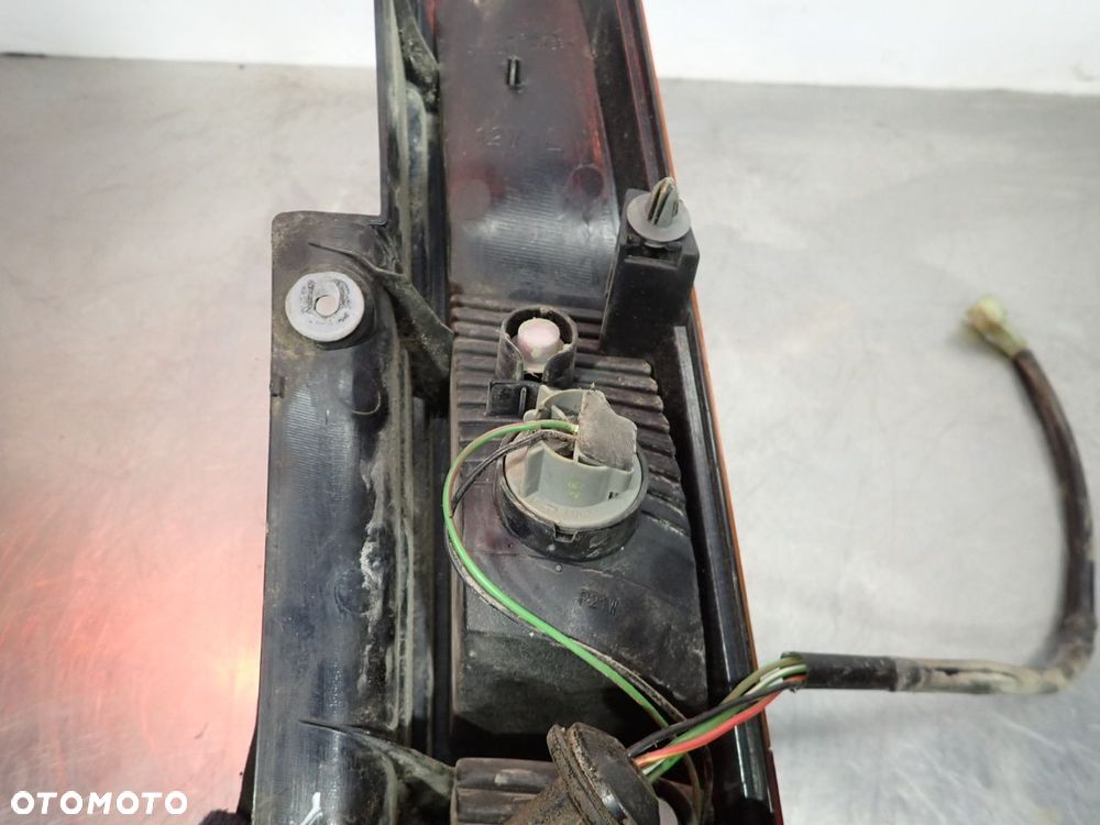 LAMPA LEWA TYLNA SUBARU JUSTY III - 5